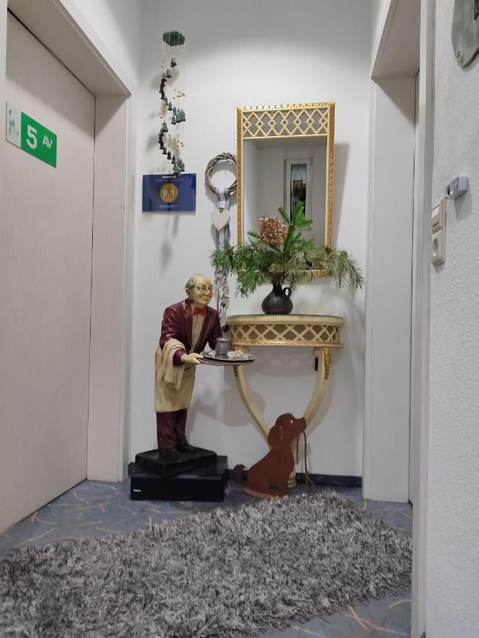 B Und E Roeck Apartment Meckenbeuren